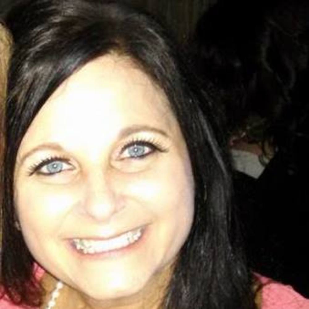 Meet your Posher, Yvette